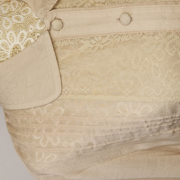 J Jill Women's Size MP Beige Floral Lace Pin Tucked Long Sleeve Button Down Top - Picture 4 of 14